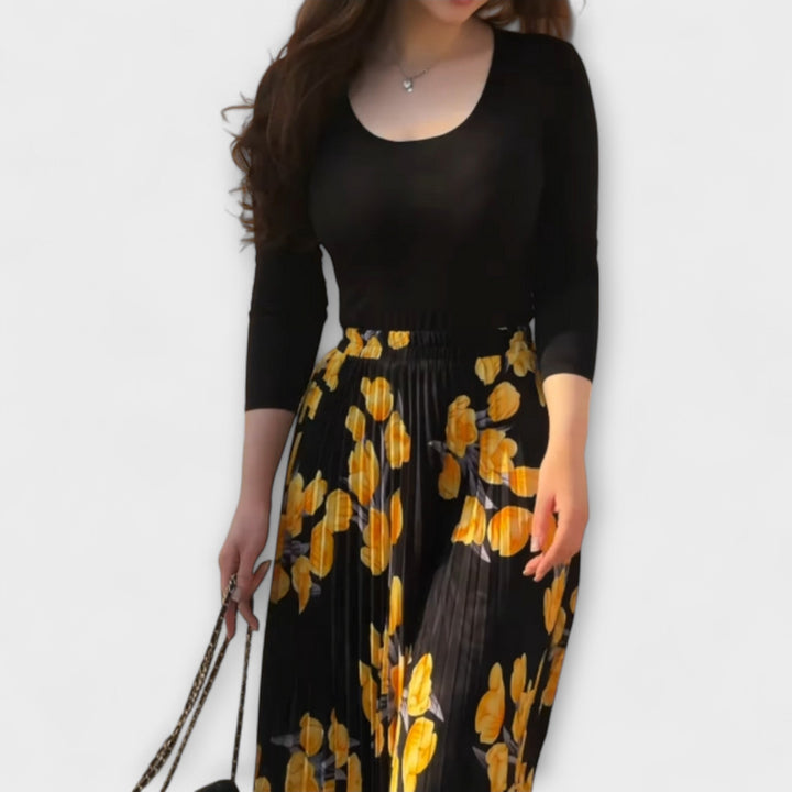 Violette - Suknja s nabranim detaljima i top