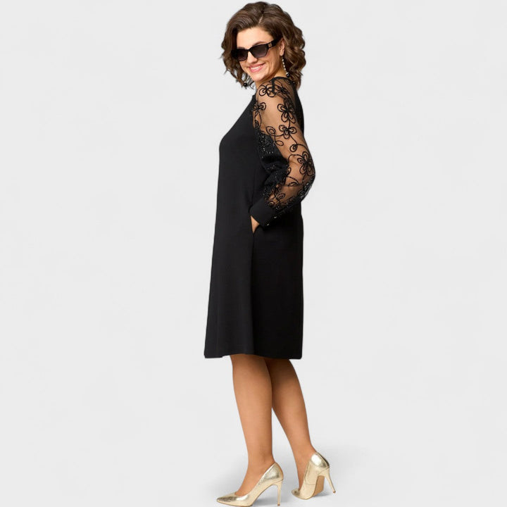 DANIJELA - Elegantna Čipkasta Haljina