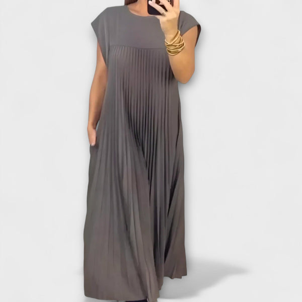 Zairelle – Elegantna plisirana haljina