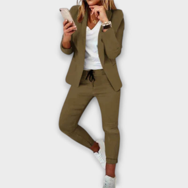 Sophia – Elegantni i udobni blazer set