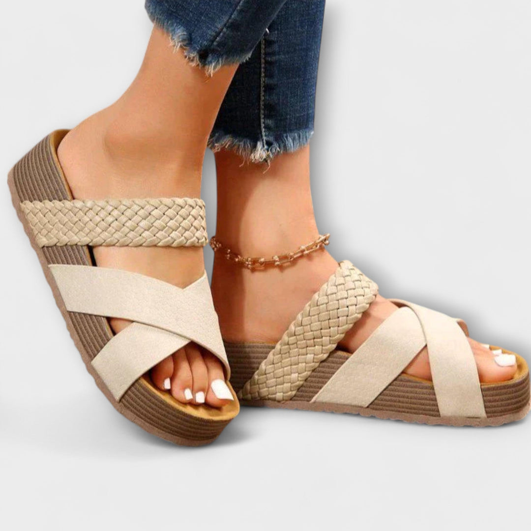Diana - Ortopedske modre sandale