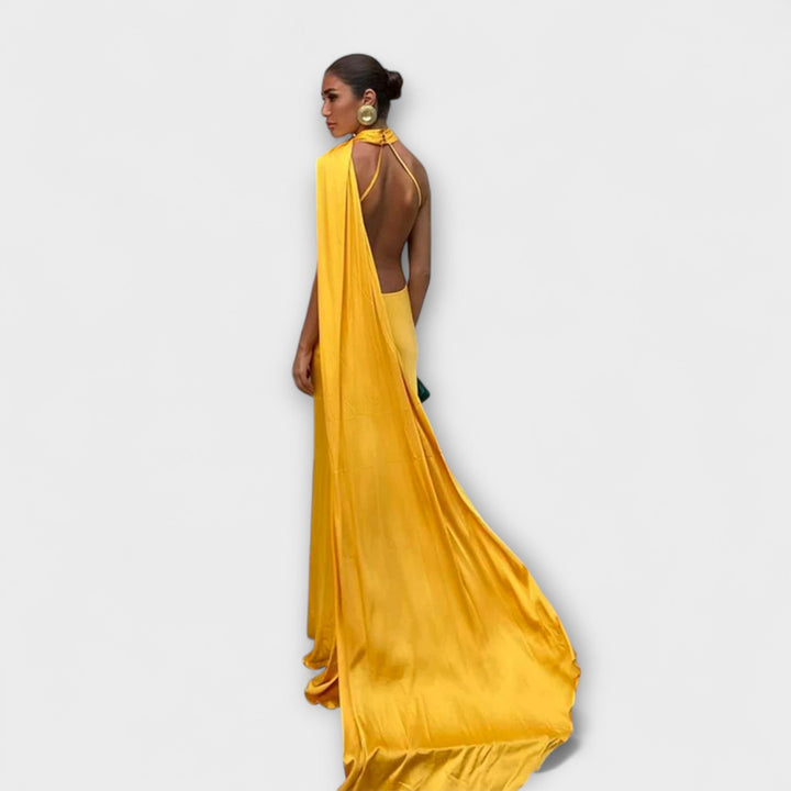 Elegantna Halter Max haljina s otkrivenim ramenima