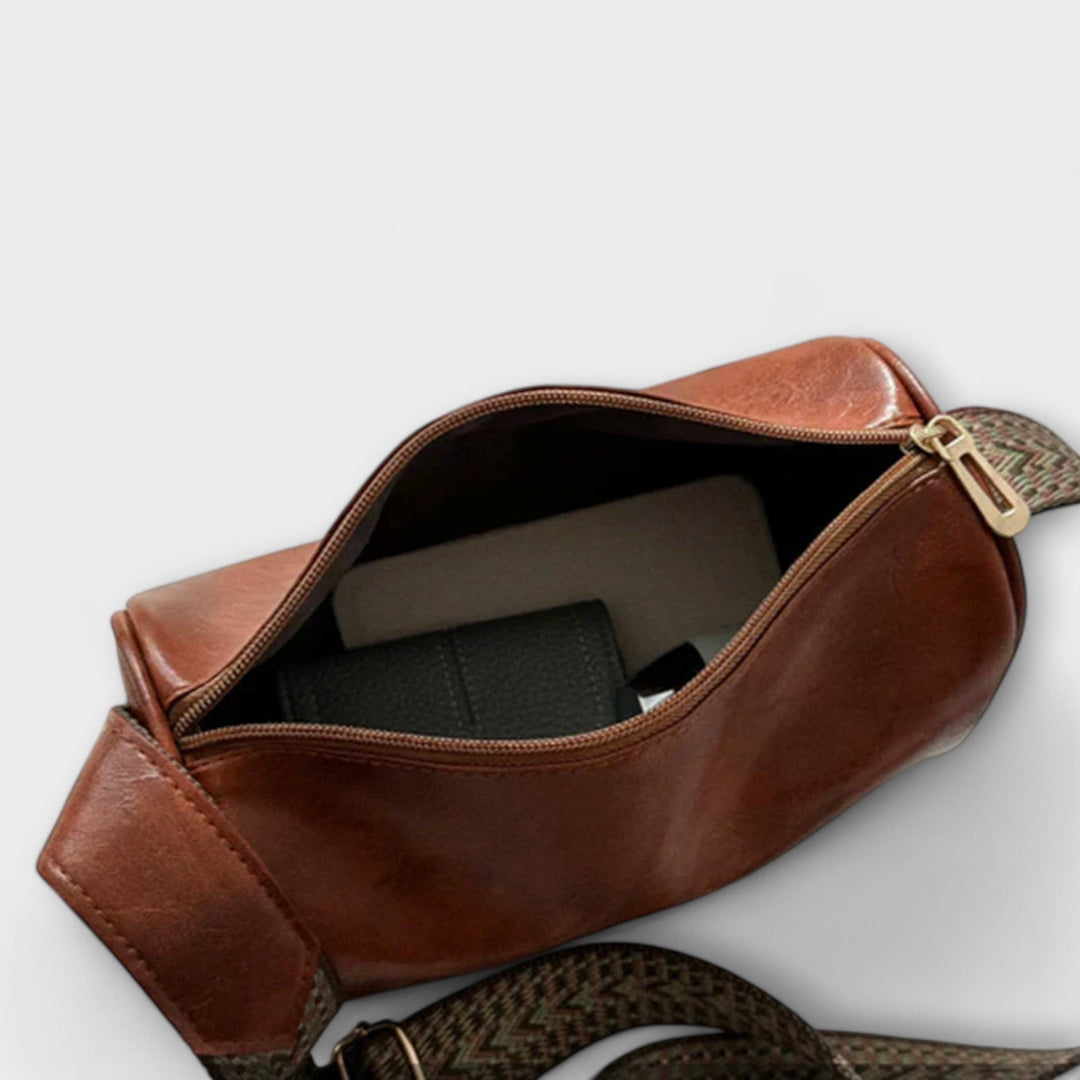 Lora. - Vintage torba preko ramena