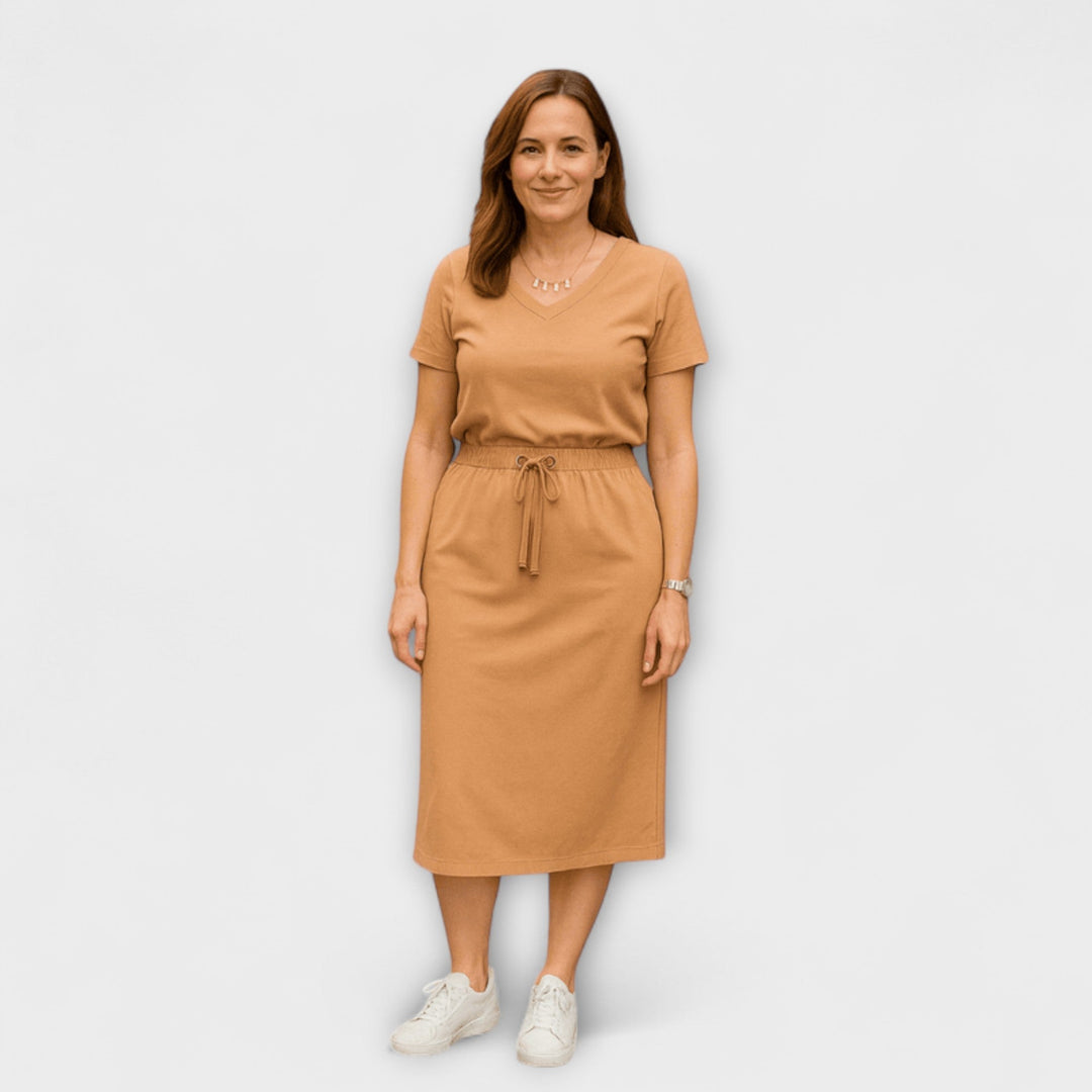 Danielle - Elegantni Top s V-Izrezom i Suknja