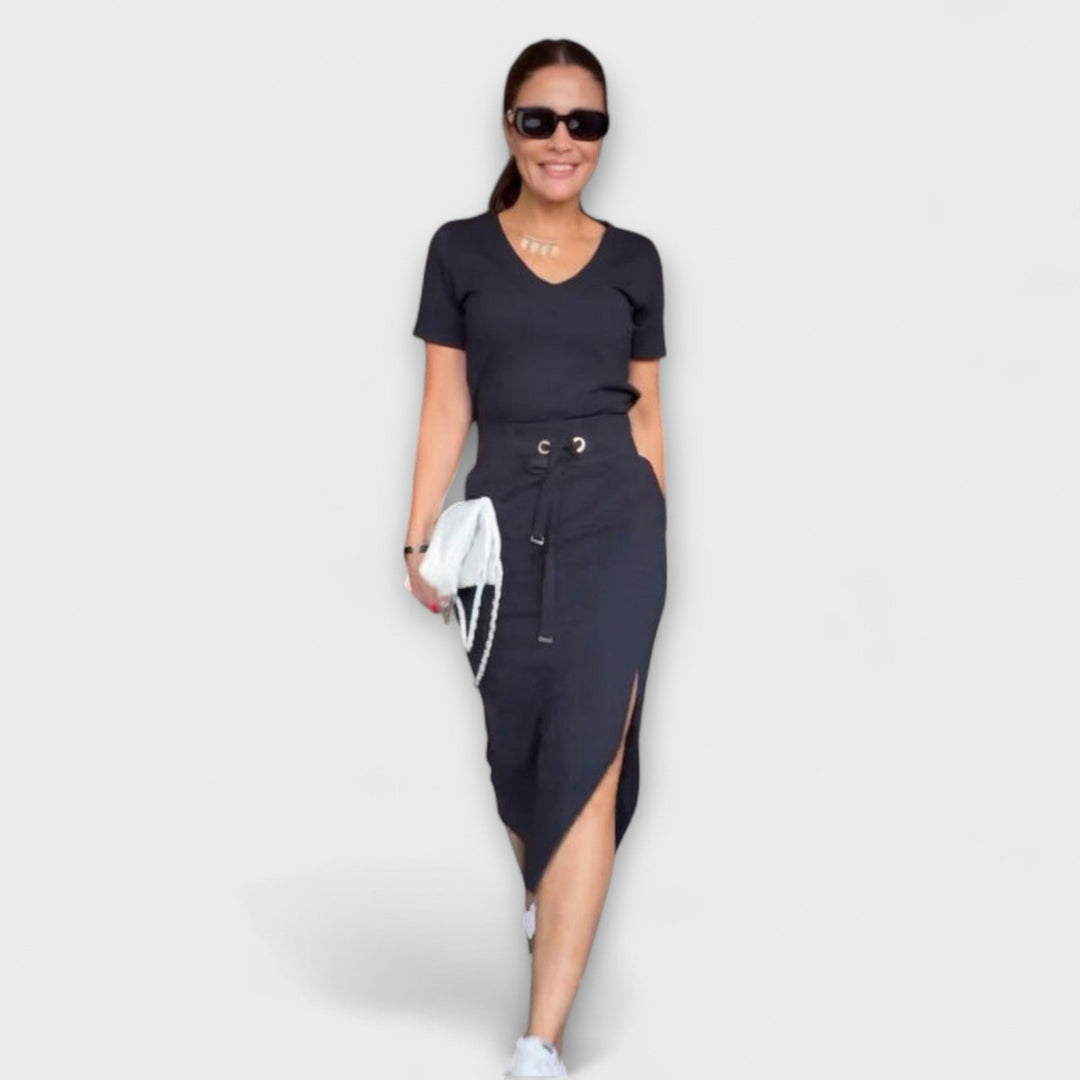 Danielle - Elegantni Top s V-Izrezom i Suknja